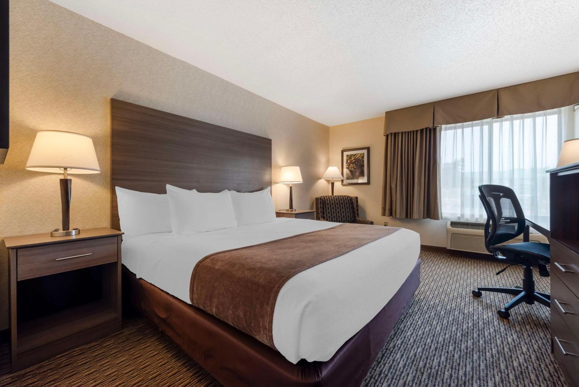 Best Western Spooner Riverplace Extérieur photo