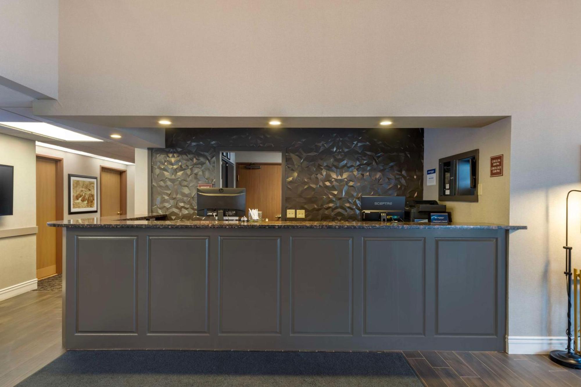 Best Western Spooner Riverplace Extérieur photo